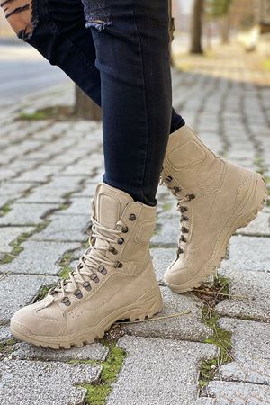 Boy Uzatan Gizli Topuk Çöl Postal Erkek Bot