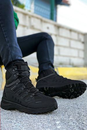 Boy Uzatan Gizli Topuk Siyah Füme Su Geçirmez Erkek Trekking Bot
