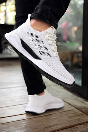 Boy Uzatan Gizli Topuk Beyaz Boost Desenli Erkek Spor Ayakkabı