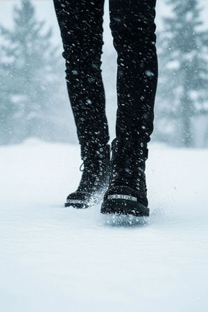 Boy Uzatan Gizli Topuk Siyah Motorcu Bot