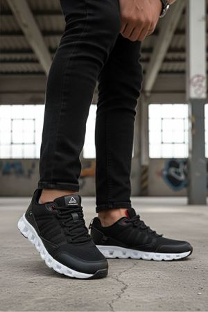 Boy Uzatan Gizli Topuk Siyah Çizgili Erkek Spor Ayakkabı