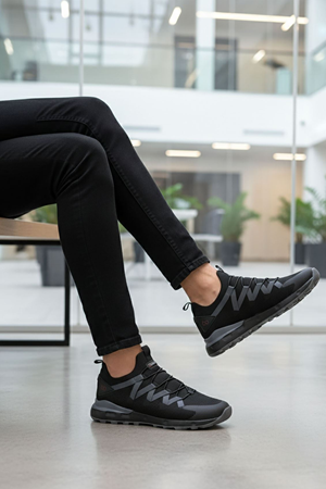 Boy Uzatan Gizli Topuk Siyah Füme Erkek Spor Ayakkabı