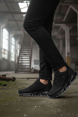 Boy Uzatan Gizli Topuk Siyah Outdoor Trekking Erkek Ayakkabı