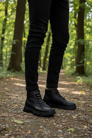 Boy Uzatan Gizli Topuk Siyah Merdiven Lastikli Hakiki Deri Erkek Bot